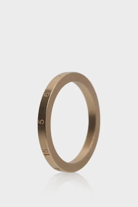 Maison Margiela Slim Silver Ring: Numerical Ring Yellow Gold Plating Burattato online